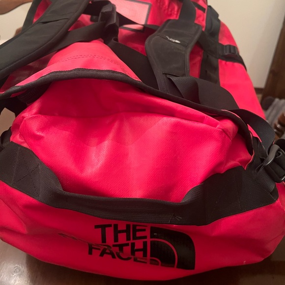 The North Face Base Camp Water-Resistant Duffle Bag Medium - Picture 11 of 11